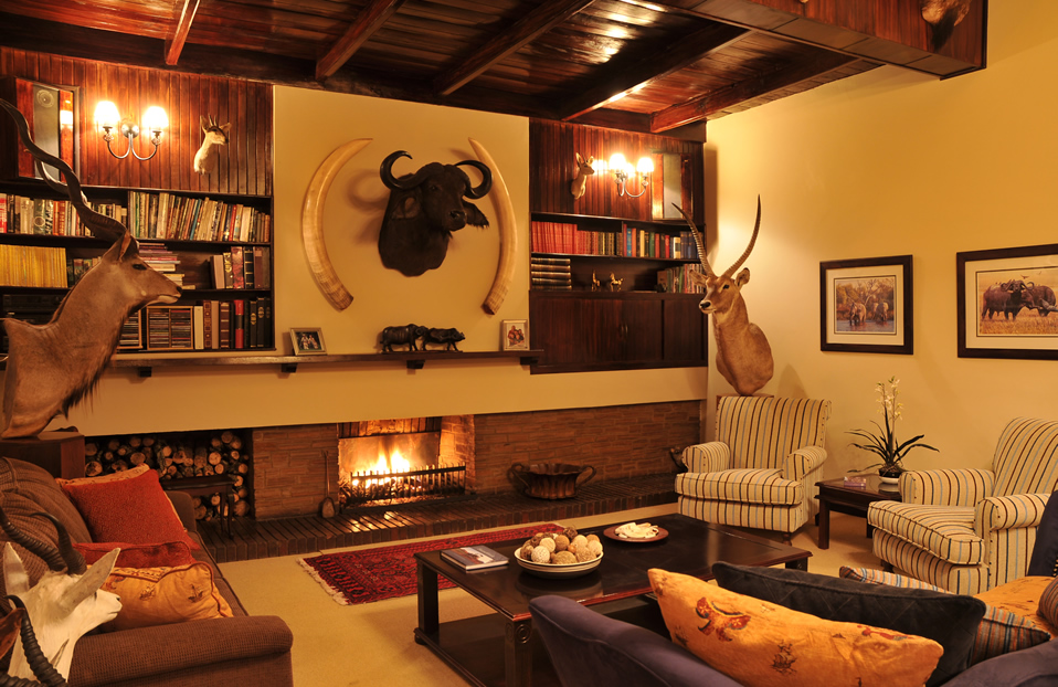 HUNTING HOUSE